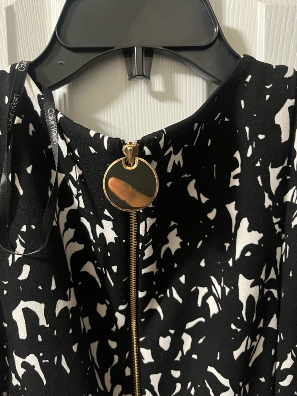Calvin Klein Black and White Sleeveless Midi Dress - Picture 2 of 4